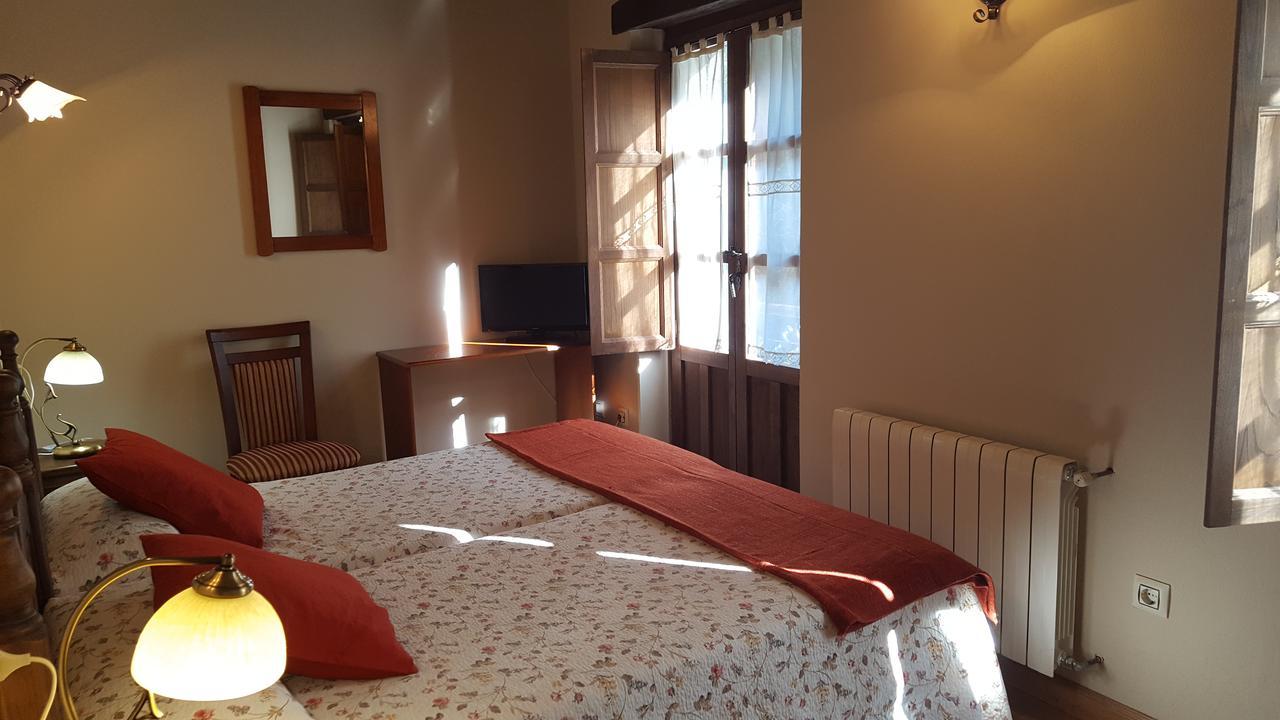 Hotel Rural Casa Cueto Infiesto Luaran gambar